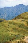 この秋に行きたい！ 至極の紅葉登山【第5回】天空の花の百名山「苗場山」、自然豊かな里山歩き「信越トレイル」、魅惑の日本百名山「雨飾山」の秋景色の画像008
