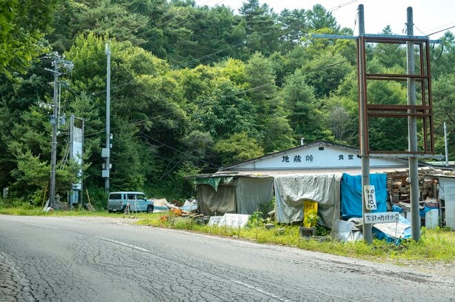 【自転車】「若いときは登れたんだけど……」 グラベルバイクで暑さに負けそうなヒルクライム、砂利道を疾走して少年時代を振り返る50代の夏　長野県｜2026年の画像006