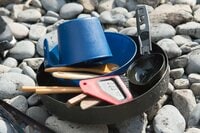 アウトドアのプロはなにを使ってる？  6者6様サバイバル旅仕様の「とりわけ用食器」とそれぞれの納得なセレクト理由【無人地帯の遊び方 vol.11】