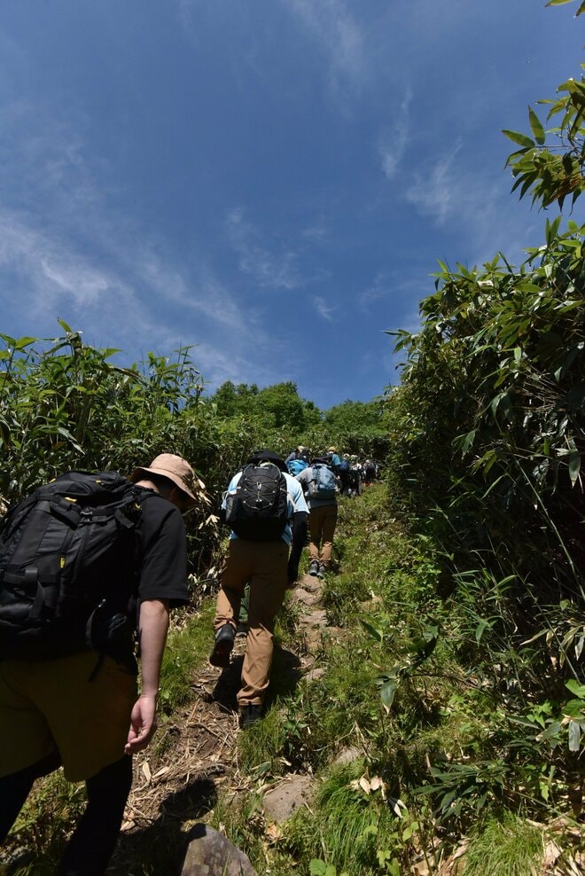 登山初心者に最適なガイドツアー【コロンビア アウトドア アカデミー】夏の北海道を存分に味わえる絶景登山「ニセコアンヌプリ」レポートの画像008