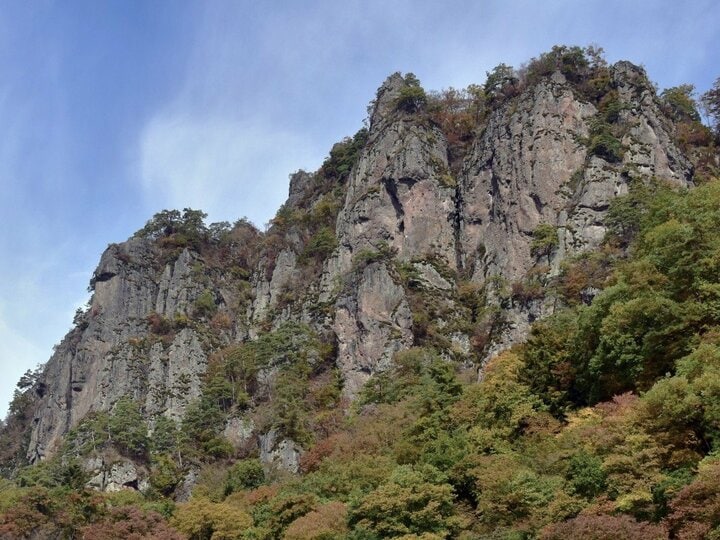 突撃となりの百低山！「岩櫃山&嵩山」 武田軍・真田 vs 上杉軍・斉藤「上州」を巡る戦いの地！  戦国の歴史を感じながら登る「現地レポ」 