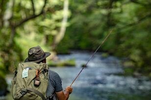 【秋色の山女】のんびりとした釣りの時間を軽井沢で過ごす「リゾートフィッシング」 長野県