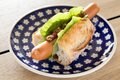 新緑の中で極ウマ！缶で作る“ソーセージファースト”のホットドッグ【缶詰博士の缶たん”CAN”P料理 vol.1】の画像007