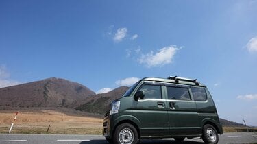 車中泊で半年間日本一周の旅を続けたライター がおすすめする 初めての車中泊のための 5つのアイテムとは 概要 キャンプ ニュース Bravo Mountain