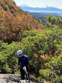 2021年11月山梨県警【山岳遭難】月次レポート 「山梨県の登山道は凍りはじめました！」
