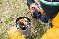 焼肉味のくじら缶と最速アルファ化米を使って石焼き風ビビンバ！【缶詰博士の缶たん”CAN”P料理 vol.14】