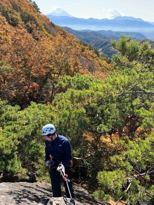 2021年11月山梨県警【山岳遭難】月次レポート 「山梨県の登山道は凍りはじめました！」