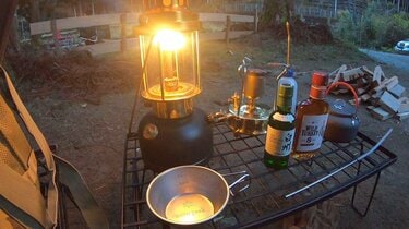 安全かつ低コスト」キャンプサイトを照らす加圧式灯油ランタンの魅力と