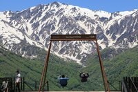 【長野県・白馬岩岳】今や白馬の必須定番スポット「HAKUBA MOUNTAIN HARBOR」、新エリア「白馬ヒトトキノモリ」がグランドオープン！  絶景キャンプ場にホーストレッキングなど遊び＆グルメがますます充実！