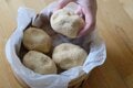見た目はじゃがいもなのに食べるともちもち！  韓国で人気のおやつ「カムジャパン」をアウトドアでも楽しもう！の画像003