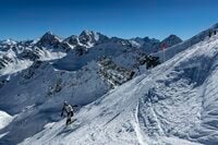 オリンピック新種目に決定！  ”世界一セクシーなスポーツ”山岳スキー競技「SKIMO」の魅力