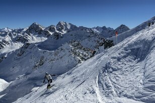 オリンピック新種目に決定！  ”世界一セクシーなスポーツ”山岳スキー競技「SKIMO」の魅力