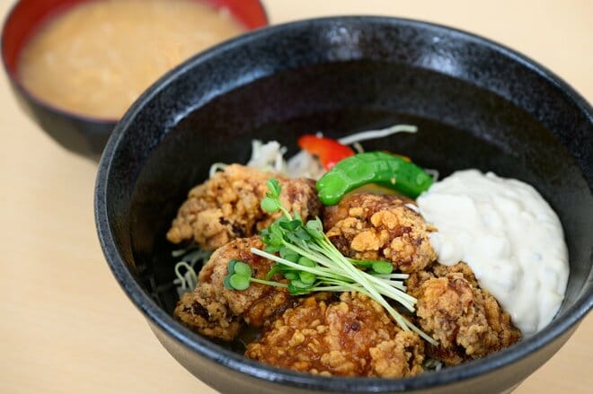 【志賀高原 焼額山スキー場】春スキーにおすすめ「この雪質、一度お試しあれ！」  誰もが “ワンランク上” の滑りができちゃう「極上ゲレンデ」とは、ここのこと！の画像017