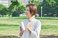 【ボトル内にある “冷却芯” がミソ！】タオルを巻いて＆体に当ててクールダウン！ 「氷タオルで瞬時に冷却 × 長時間キープ ヒヤシーナ」 Life on Productsの画像003