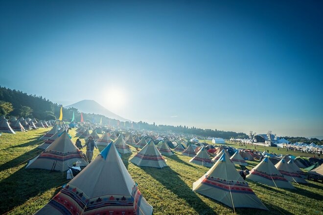 富士山の絶景に抱かれる秋フェス！「朝霧JAM」気温は？  テントサイトは？  “キャンプも音楽も好き”リピーターの楽しみ方【10月18日・19日／静岡県富士宮市】の画像015
