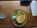 【皿からハミ出る超特大ソーキ＆南国食材の絶品スパイスカレー…】「最新沖縄グルメ」を堪能するなら「自転車旅」がベストなワケとは？の画像004