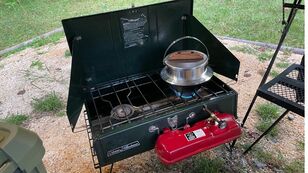 父親のギアを倉庫で発見！  35年前の「コールマン 413Hパワーハウスツーバーナー」 キャンプで使って3年経ちました！  魅力レポ