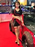 速報！「東京オートサロン 2024」が開幕！！ ド迫力のドリフト走行実演も、“可愛い子ちゃんやセクシー系美女まで” イベントを彩るコンパニオンも、待っている！【編集部リポート 第1弾】の画像001