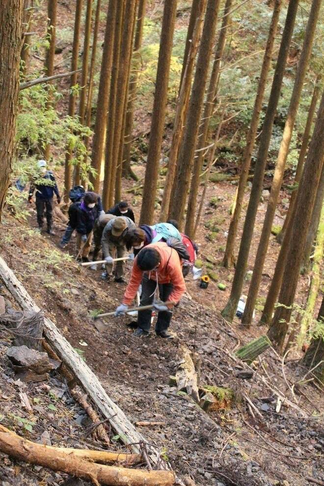 【未来の登山道整備のスタンダード？】「自分たちが使う道は自分たちの手で整備する」 現代の田舎暮らしに必要な “道普請” とは【耕して、焙煎して、走る男　人口2,800人の村に移住してみました vol.13】の画像002