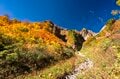 【百名山】秋色に染まる雨飾山へ！ 「山肌を覆う絢爛な彩りが見事」紅葉登山  長野県、小谷温泉ルート 2024年の画像006