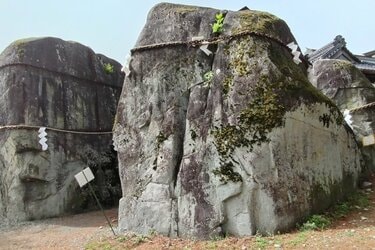 県名の由来でもある「岩手」の「巨石スポット」厳選3か所！ 信仰の対象