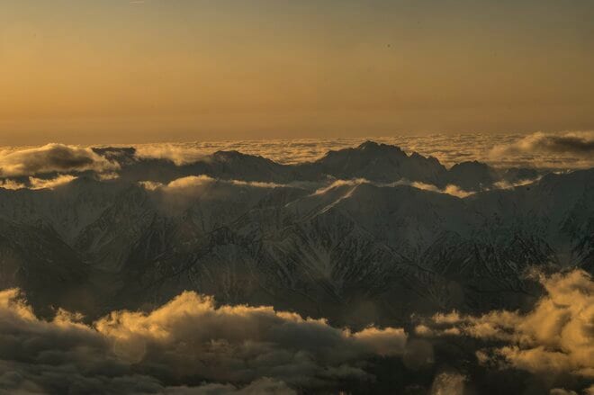 【絶景】北アルプスの雪景色を機内から楽しむFDAフライト「まるで遊覧飛行のよう！ 松本空港〜新千歳空港」2026年の画像010