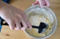【ひと手間で仕上がりが激変】ブラックメスティン × ホットケーキミックスで「ふわっふわ極厚ホットケーキ」を作るコツ【季節の外ごはん vol.50】の画像009
