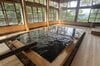 歩いてしか行けない山の中の秘湯！  栃木県・那須岳の【三斗小屋温泉 大黒屋】で「源泉かけ流しの湯」と、新鮮素材を使った「滋味あふれる食事」を堪能する