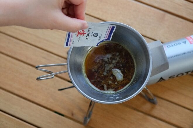 キャンプの大定番＜カレー＞の超お手軽ランクアップ術！ 誰でも簡単に作れる「スパイスサイドメニュー」の画像004