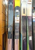 【初級者のためのお買い物ガイド】編集部員がガチで買う！  パウダースキーとゲレンデスキー「二刀流のスキー板」ナマ購入レポートの画像003