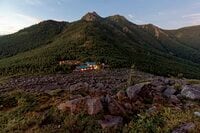 【この秋、絶対！ 八ヶ岳】第9回「編笠山」 どっしりとした山容！  八ヶ岳の南端