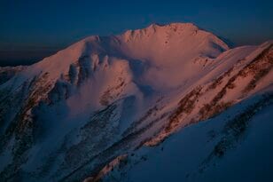 冬と春の狭間の仙丈ヶ岳を歩く【南アルプスの日々 vol.１】