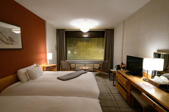 【志賀高原 焼額山スキー場】春スキーにおすすめ「この雪質、一度お試しあれ！」  誰もが “ワンランク上” の滑りができちゃう「極上ゲレンデ」とは、ここのこと！の画像020