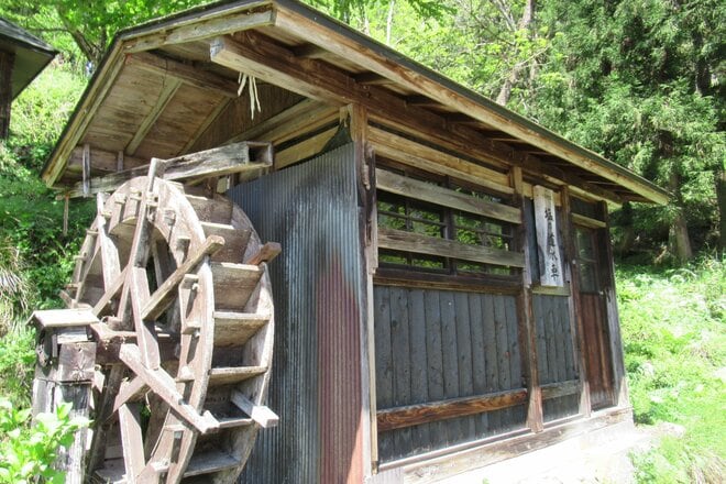 【長野県小谷村】日本海から信州へ塩を運んだ古道を「塩の道祭り」で追体験！  のどかな“里山” と 趣深い“石仏群” を旅人気分でめぐる＜前編＞の画像014