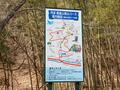 秘境感漂う静かな低山「鹿倉山」 神々しい社＆苔むす岩々と展望のハイキング【京都府福知山市・兵庫県丹波篠山市】の画像004