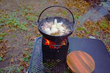 100均「ダイソー」2024冬の新商品「一人用いろり鍋」レポ！ ソロ使いで