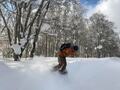 「雪上のスケートボード！  スノスケって知ってる？」 お手軽だけどめちゃくちゃ楽しい！  “スノースケート“の魅力と「役に立つ」基礎知識・2022年の画像003