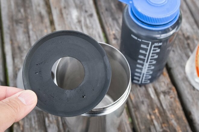 ありそうでなかった「ナルゲン用」ステンレスボトルケース【サーフェス「サーモシェル」】秒速 “ジャグ化” で得られる「保冷＆保温力」は？  24時間検証の画像009