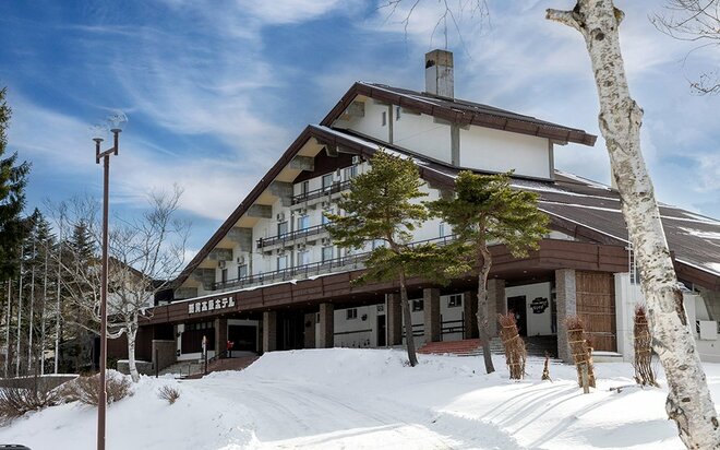 【スキーイン＆アウトができる宿  2025／26シーズン】タイパ抜群で移動ストレスも一切なし！  長野・新潟の「スキー場直結ホテル」7選の画像003