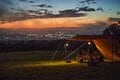 ＜夕景と夜景が両方極上！＞「西のふもとっぱら」こと “今年オープンしたばかり” の絶景キャンプ場の夕日は今からが見頃【絶景キャンプ場ガイド-言葉を失うほどの風景に会いに行こう- vol.14】の画像001