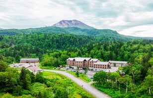 【北海道】旭岳温泉「ホテルベアモンテ」にて6月21日（土）より「大雪山旭岳・登山応援プラン」の提供をスタート！  旭岳の開山に合わせ、初心者から楽しめる2つの宿泊プラン