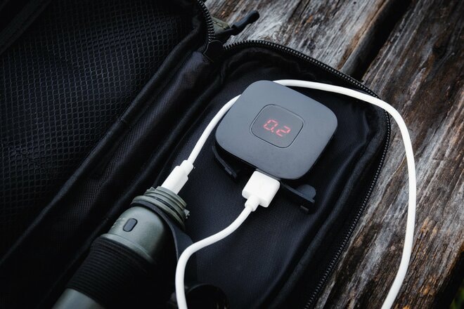 「ガス缶から “電気のボトル” へ」エレコム・NESTOUTが提案する、美しくてタフな屋外給電システム！  強くて拡張性高め「アウトドアバッテリー」の画像009