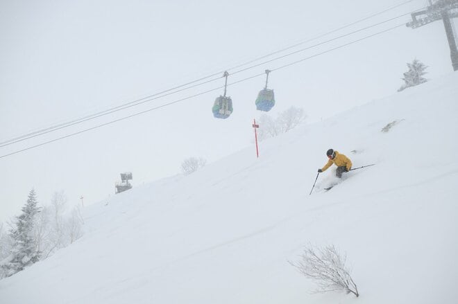 【志賀高原 焼額山スキー場】春スキーにおすすめ「この雪質、一度お試しあれ！」  誰もが “ワンランク上” の滑りができちゃう「極上ゲレンデ」とは、ここのこと！の画像014