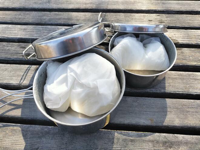 100均ダイソーの「炊飯袋」 キャンプや防災で役立つか？ 試してみた！ 手軽さがメリット＆気になる点も「2サイズ検証・実食レポ」の画像004