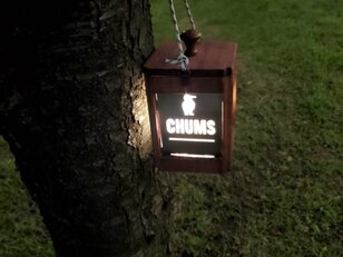 キャンプの夜のお供「LEDランタン」を完売したアウトドア雑誌付録の焚き火台をベースに自作してみた結果【100均リメイク】