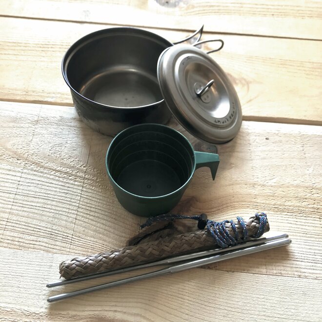 アウトドアのプロはなにを使ってる？  6者6様サバイバル旅仕様の「とりわけ用食器」とそれぞれの納得なセレクト理由【無人地帯の遊び方 vol.11】の画像002