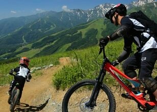 グリーンシーズンの白馬エリアで、絶景と観光を満喫！  夏こそ“アツい”「ゲレンデ＆アクティビティ施設」スキー場・周辺スポット5選！