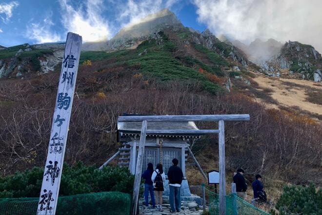 まさに「雲上の別世界」！  紅葉シーズンにロープウェイ利用で行く「千畳敷カール」 待ち時間＆2,000m級高所での体感もレポート！の画像011