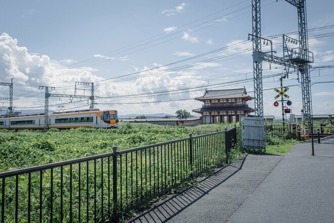 素っ気なさと歴史のコントラストが心地いい世界遺産！  1300年の古都「平城宮跡」自転車で走ってみた！  なんと中には線路も通っていて…【ゆる6輪の旅 vol.02 奈良「平城宮跡歴史公園」】の画像005