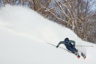 【舞子スノーリゾート・新潟県】塩沢石打ICから「1分」のエリアで至福の雪山体験を